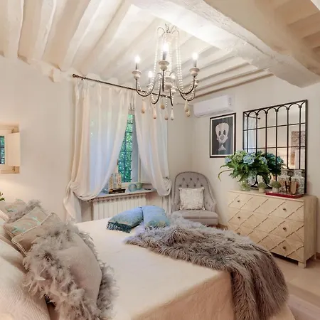 Casa Blanc Apartment Lucca Exterior photo